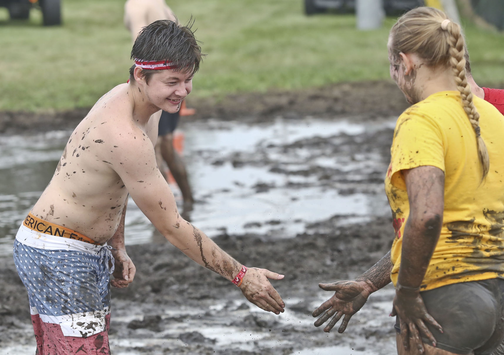 Mud Volleyball 30 08.18.18.JPG